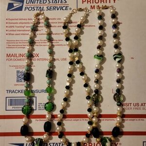3ct Elegant Green and Black Beaded Necklace 22in #9